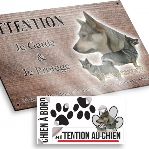 Plaque attention au chien Chien Västgötaspets avec des poses variées