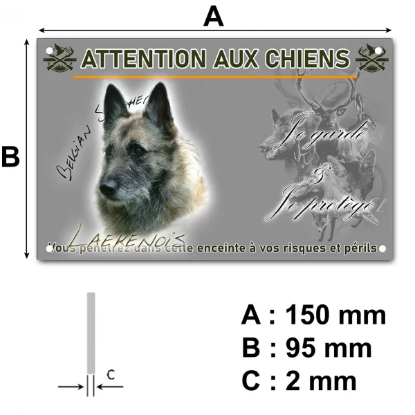 Plaque Portrait d'un chien Laekenois avec un pelage riche