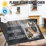 Plaque attention au chien Chiots Malinois, fond gris anthracite, en situation