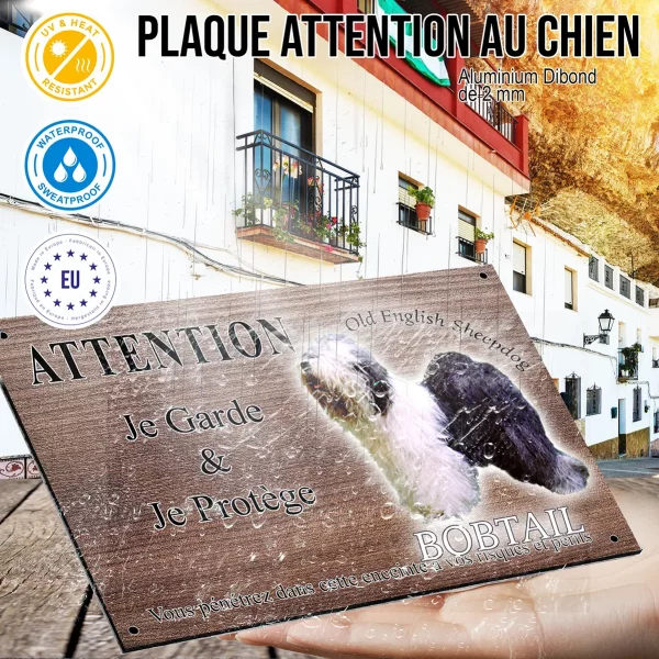 Panneau attention au chien Image d'un Old English Sheepdog avec écriture