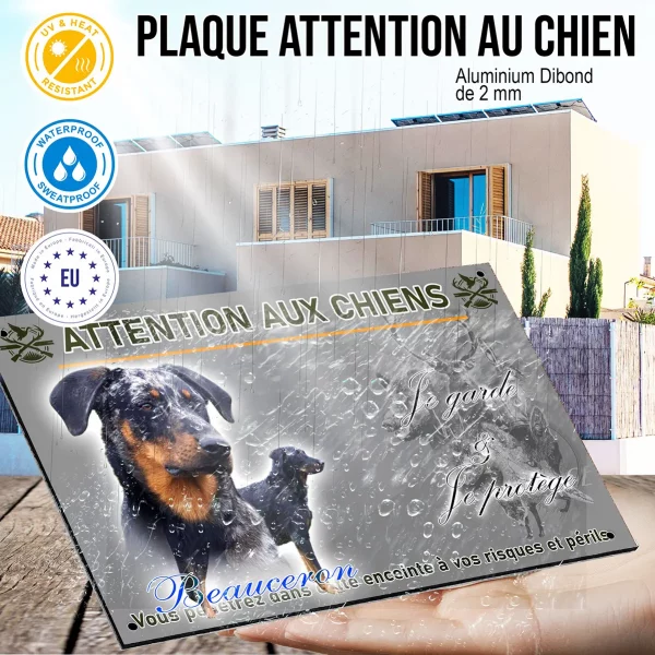 Panneau Portrait d'un Beauceron avec un chien en profil