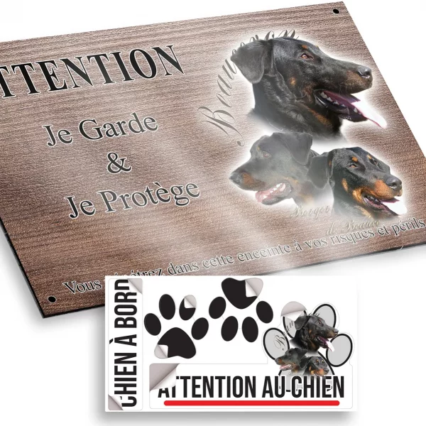 Plaque attention au chien Trois têtes de chiens Berger de Beauce sur fond clair
