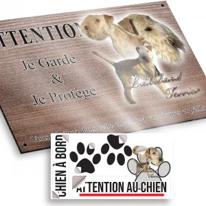 Plaque attention au chien Trois Lakeland Terriers sur fond noir