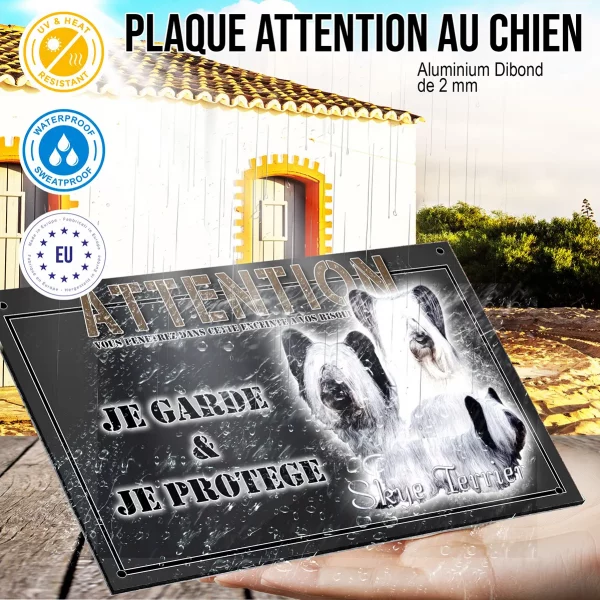 Panneau chien de garde Trois Skye Terriers avec un pelage distinctif en noir et blanc