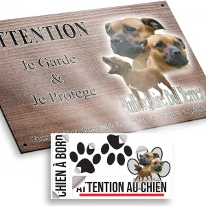 Plaque attention au chien Visuel multiple du Staffordshire Bull Terrier
