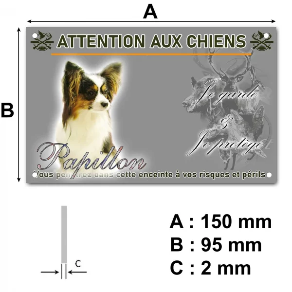 Plaque Un Papillon avec un pelage soyeux et des oreilles distinctives