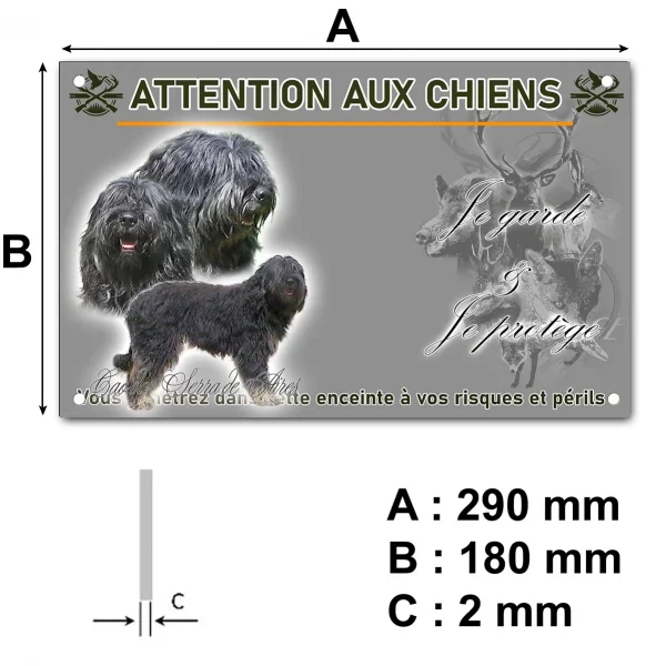 Pancarte Trois Cão da Serra de Aires en différentes positions.