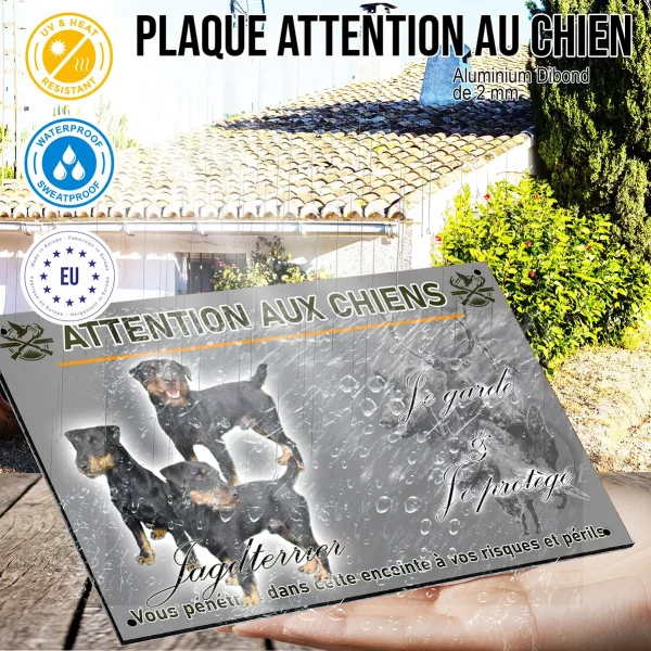 Panneau Jagdterrier : trois chiens posant ensemble.