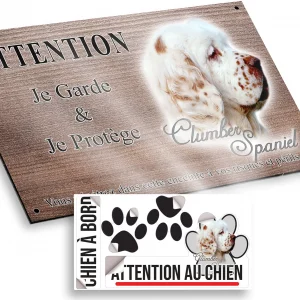 Plaque attention au chien Profil d'un Clumber Spaniel avec un pelage blanc et des taches marron