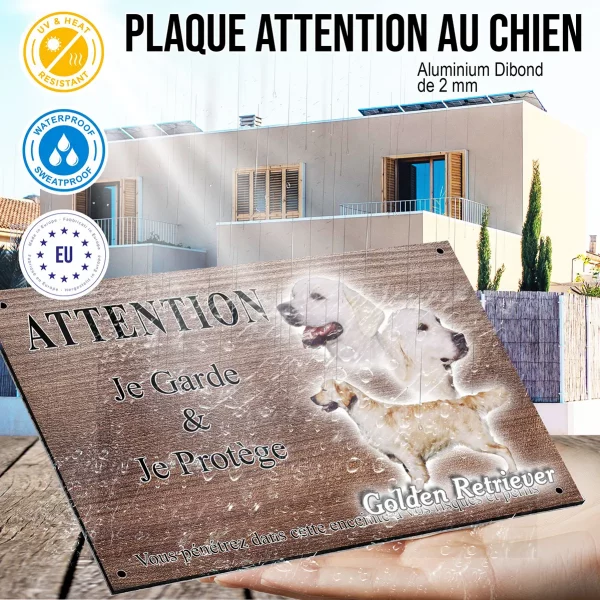 Panneau attention au chien Trois Golden Retrievers