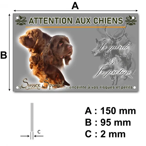 Plaque Trois Sussex Spaniels en gros plan sur fond clair