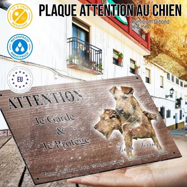 Panneau attention au chien Trois Irish Terriers deux têtes et un chien entier