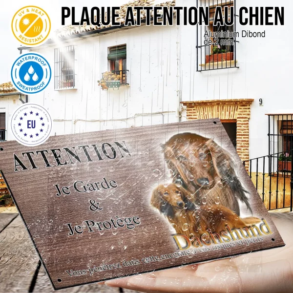 Panneau attention au chien Deux Dachshunds au pelage brun