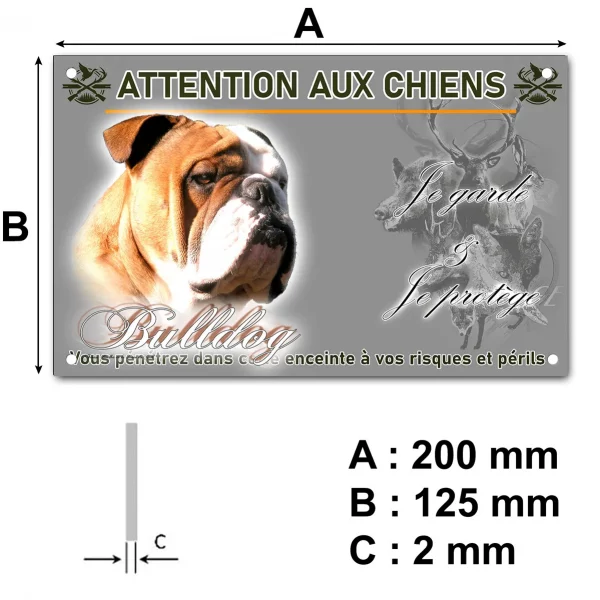 Panneau Bulldog en gros plan avec texte