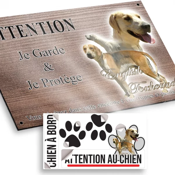 Plaque attention au chien Deux English Foxhounds en pleine nature