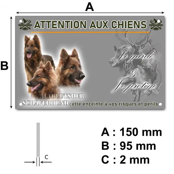 Plaque Trois portraits d'Altdeutscher Schäferhund sur fond flou