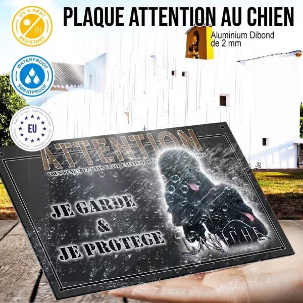 Panneau chien de garde Trois caniches noirs sur fond blanc