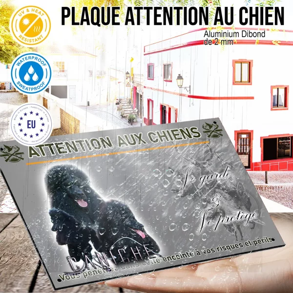 Panneau Trois caniches noirs sur fond blanc
