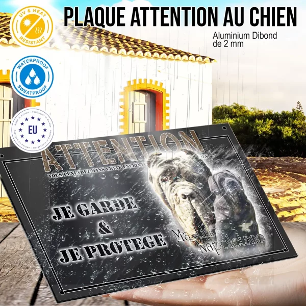 Panneau chien de garde Deux Mastino Napolitano sur fond clair.