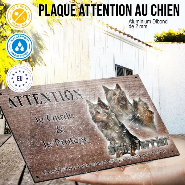 Panneau attention au chien Trois Silky Terriers avec des sourires joyeux