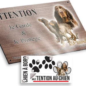 plaque attention au chien Trois Épagneuls Picards sur fond clair.