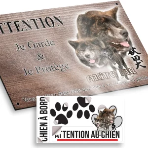 plaque attention au chien Visuel d'Akita Inu avec têtes et corps