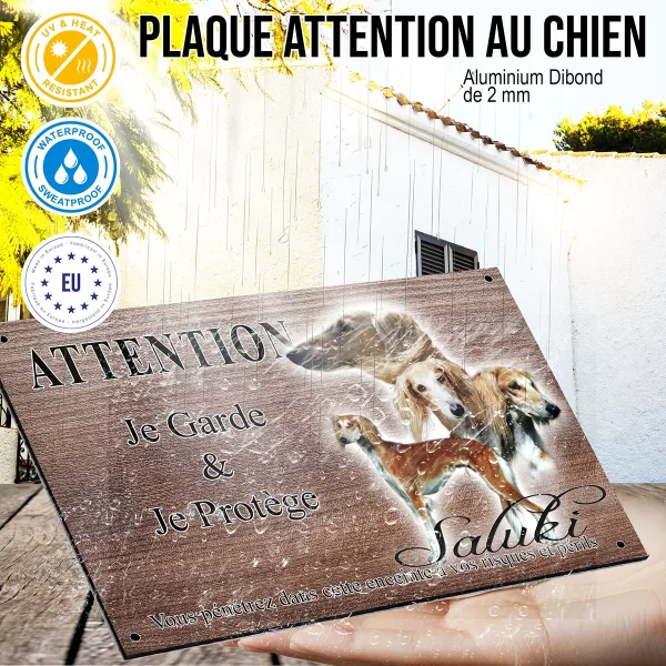 panneau attention au chien Image de Saluki avec 3 chiens et 1 tête en profil.