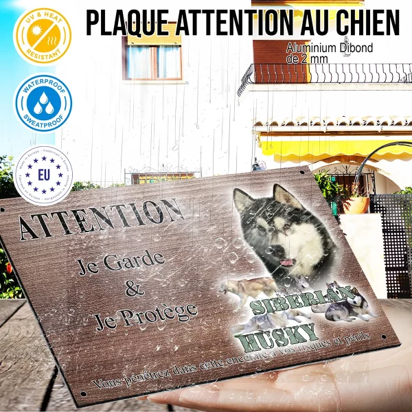 panneau attention au chien Siberian Husky avec plusieurs chiens dans différentes poses