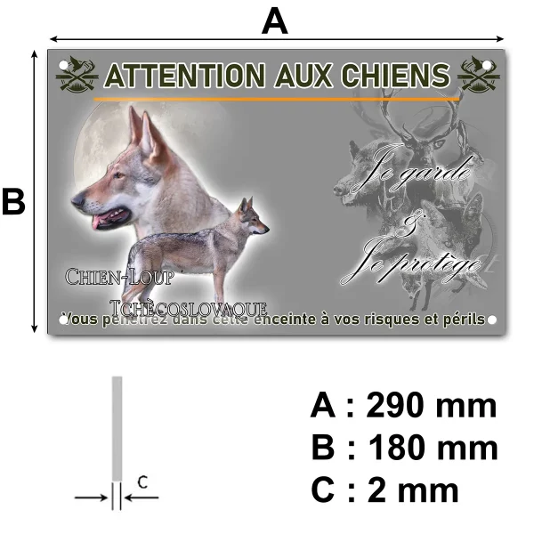 pancarte Chien Loup Tchécoslovaque devant une pleine lune