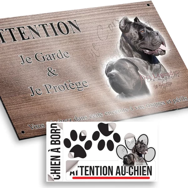 plaque attention au chien Deux Cane Corso en portrait avec une pose fière