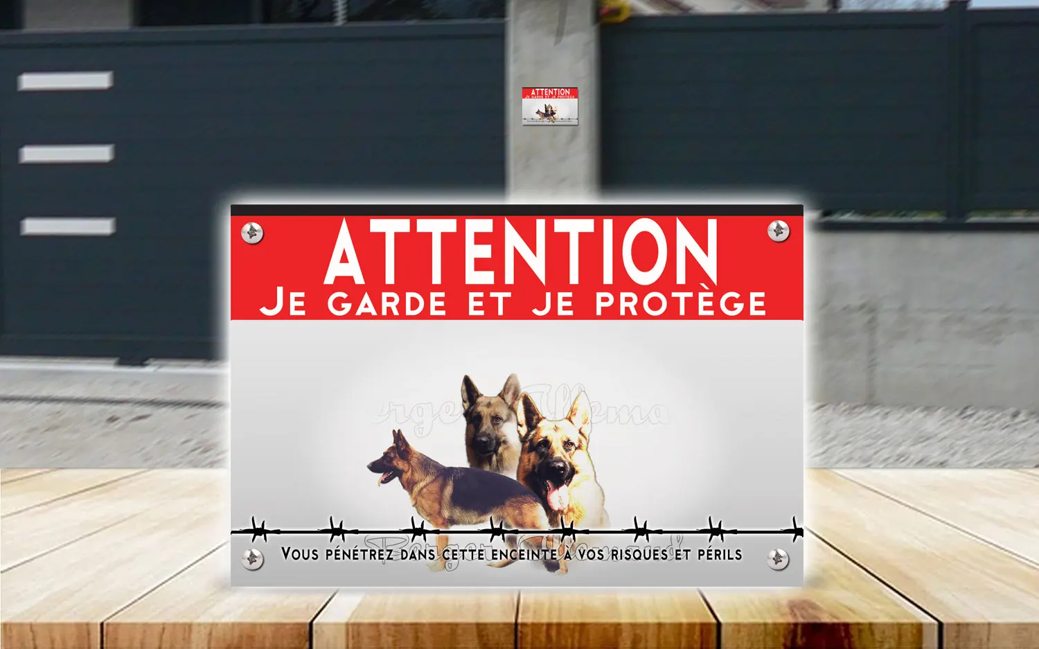 Plaque attention au chien berger allemand en dibond 2 mm, posée sur un portail