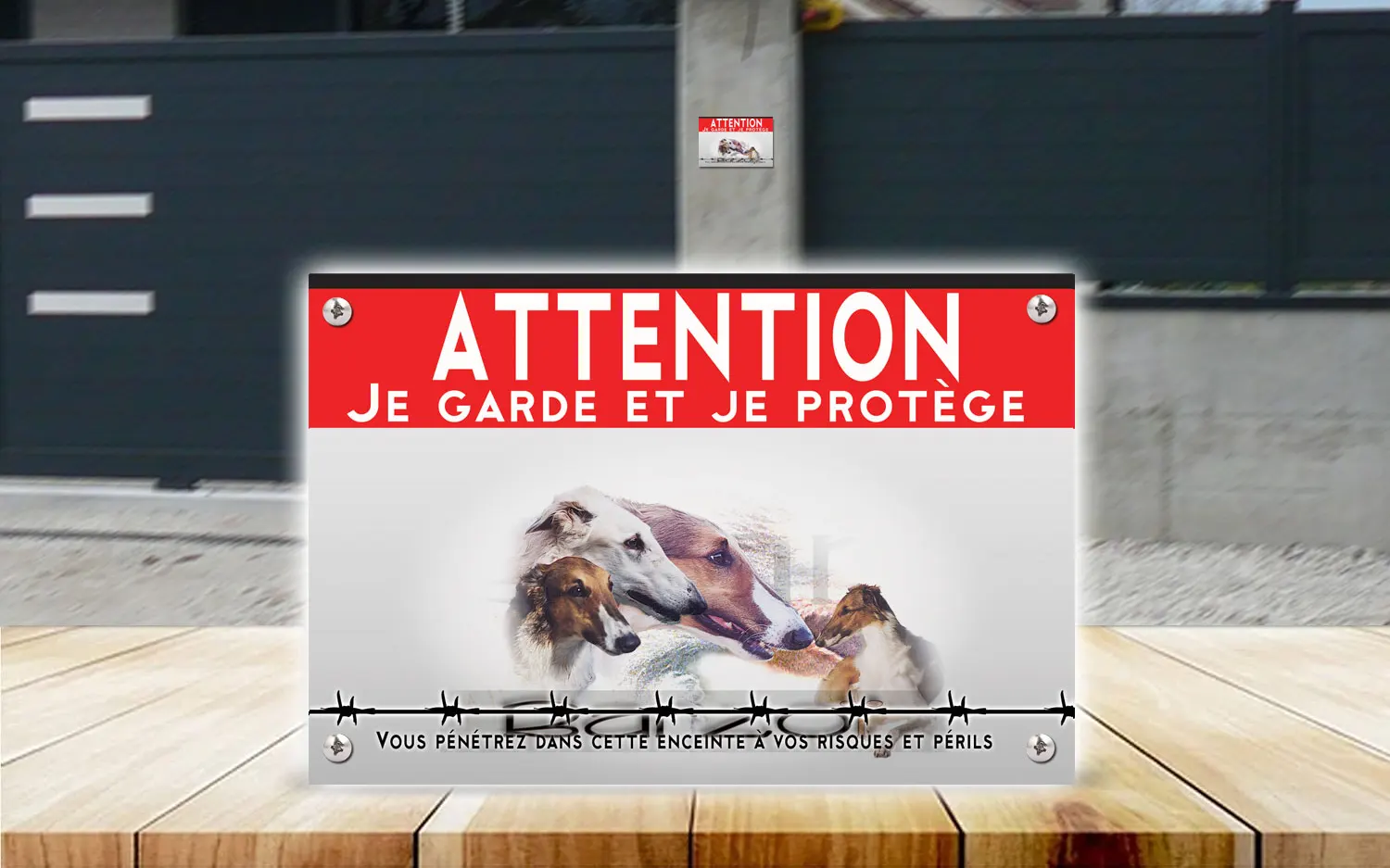 Plaque attention au chien barzoï en dibond 2 mm, posée sur un portail