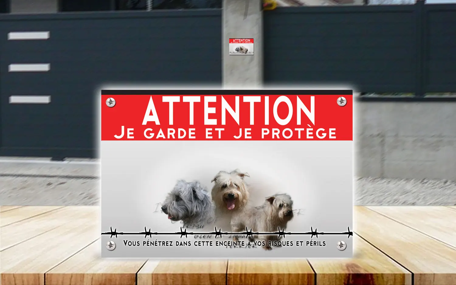 Plaque attention au chien terrier de Glen of Imaal en dibond 2 mm, posée sur un portail